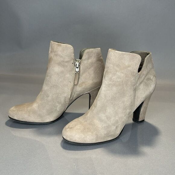 Sam Edelman Shelby • suede ankle booties • size 7.5 • like new • 3” heel (1505) - Picture 4 of 10